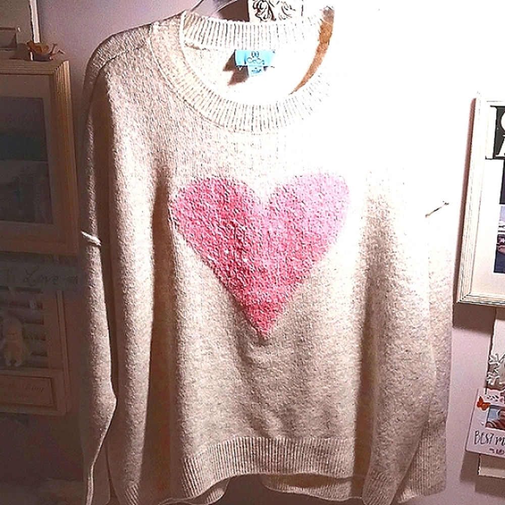 Stunning! CeCe ⚜️ Pink Sequin 💗Heart 💗 Cream Color Knit Sweater  L